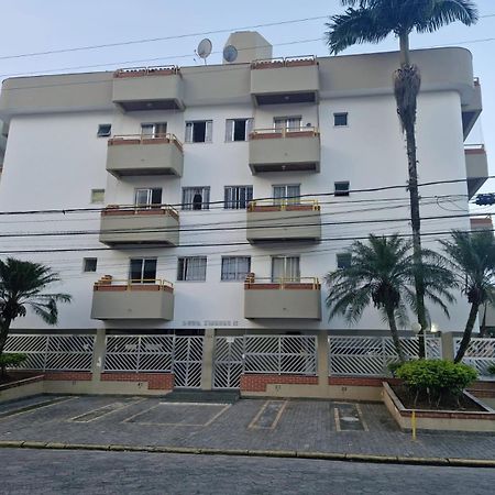 Apartamento Praia Grande อูบาตูบา ภายนอก รูปภาพ